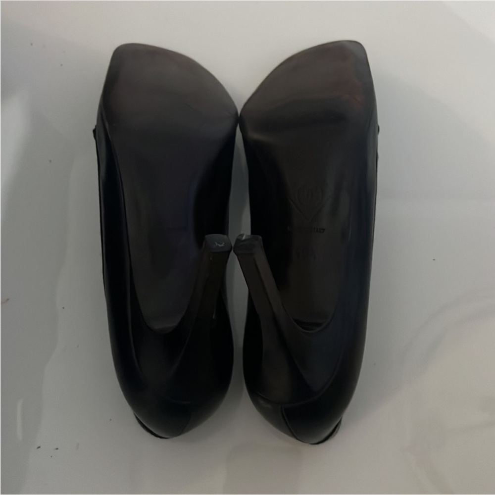 Authentic Chanel luxury designer vintage Camelia black leather pumps heels 9.5 - Picture 12 of 12